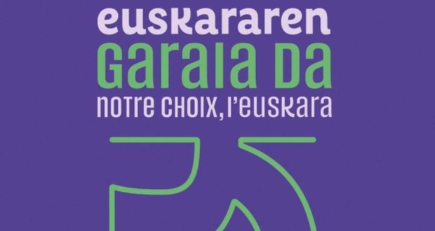 EK bilkura publikoa 3 ikurra